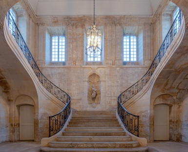 L'escalier d'honneur I