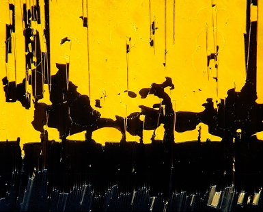 Sancho Pansa and Don Kichote washing his hands