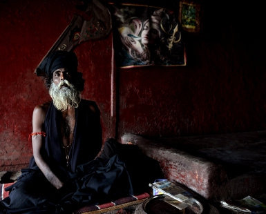 Aghori sanyasi