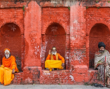 3 Sadhus