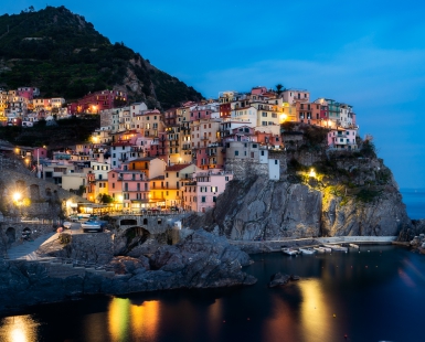 Warm night in Manarola