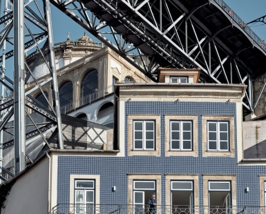 the house under the bridge