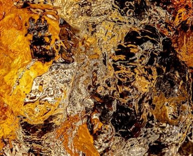 Chromatic Turbulences